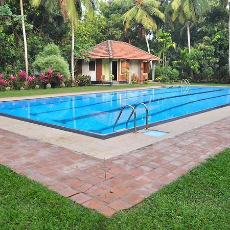 Soba Lanka Holiday Resort Melsiripura Exterior photo