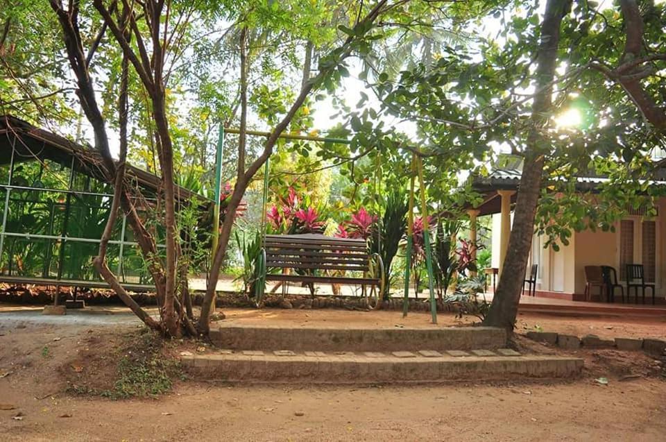Soba Lanka Holiday Resort Melsiripura Exterior photo