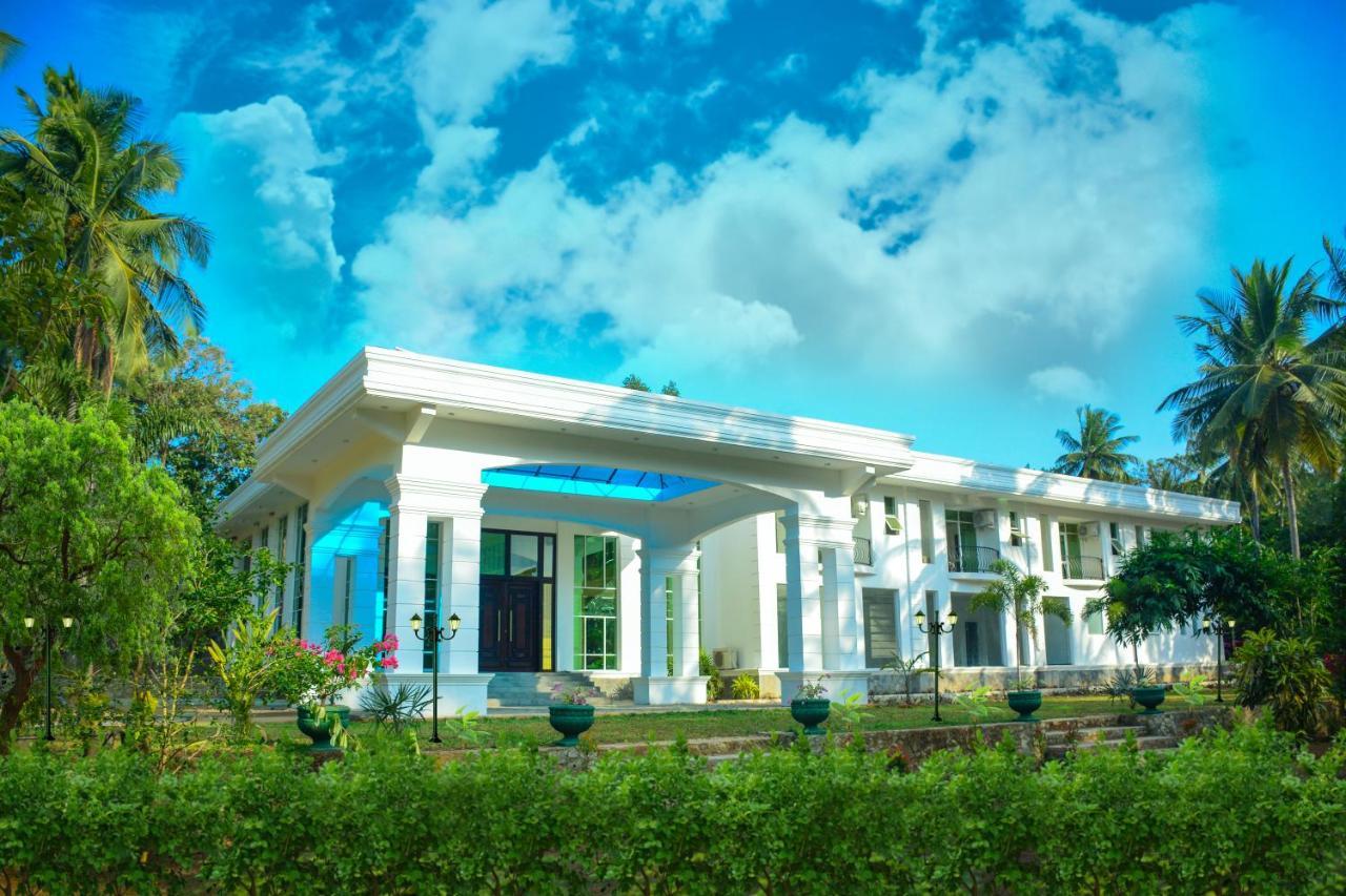 Soba Lanka Holiday Resort Melsiripura Exterior photo