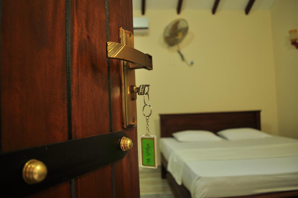 Soba Lanka Holiday Resort Melsiripura Exterior photo