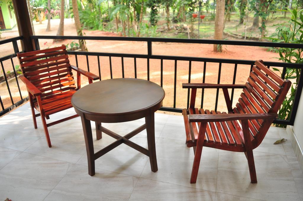 Soba Lanka Holiday Resort Melsiripura Exterior photo