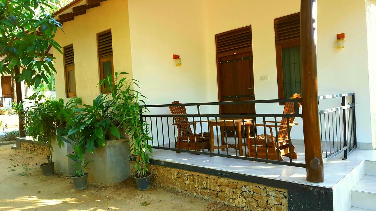 Soba Lanka Holiday Resort Melsiripura Exterior photo